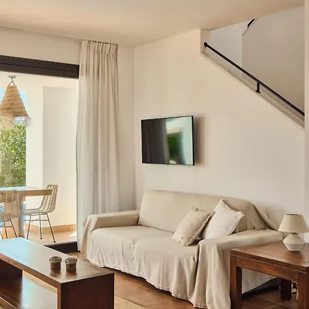 Luxe Met Privezwembad - Sant Antoni View - Oasis